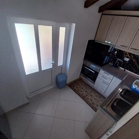 Guest House Ilir Berat Zewnętrze zdjęcie