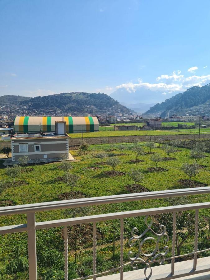 Guest House Ilir Berat Zewnętrze zdjęcie
