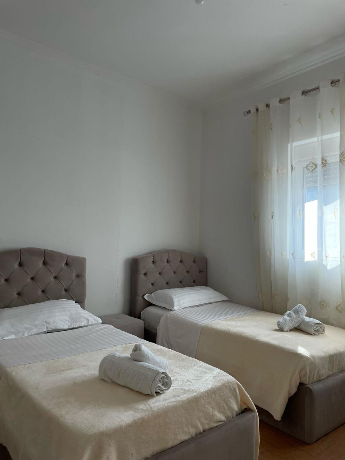 Guest House Ilir Berat Zewnętrze zdjęcie